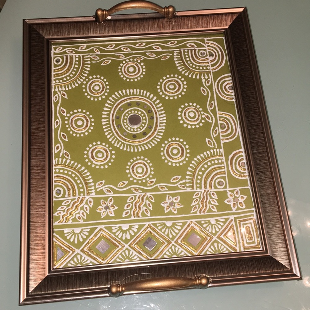 Tray to use as accent on tables